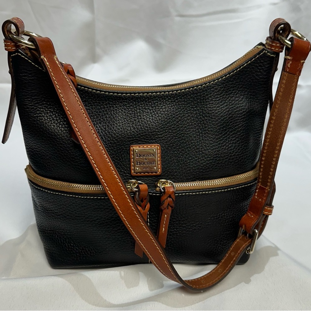 Dooney & Bourke Shoulder Bag